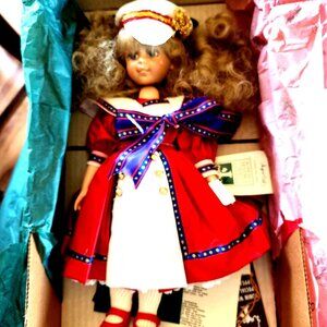 Robin Woods Disney Special 1991 Mindy Doll In Original Box With Tags & Certifica